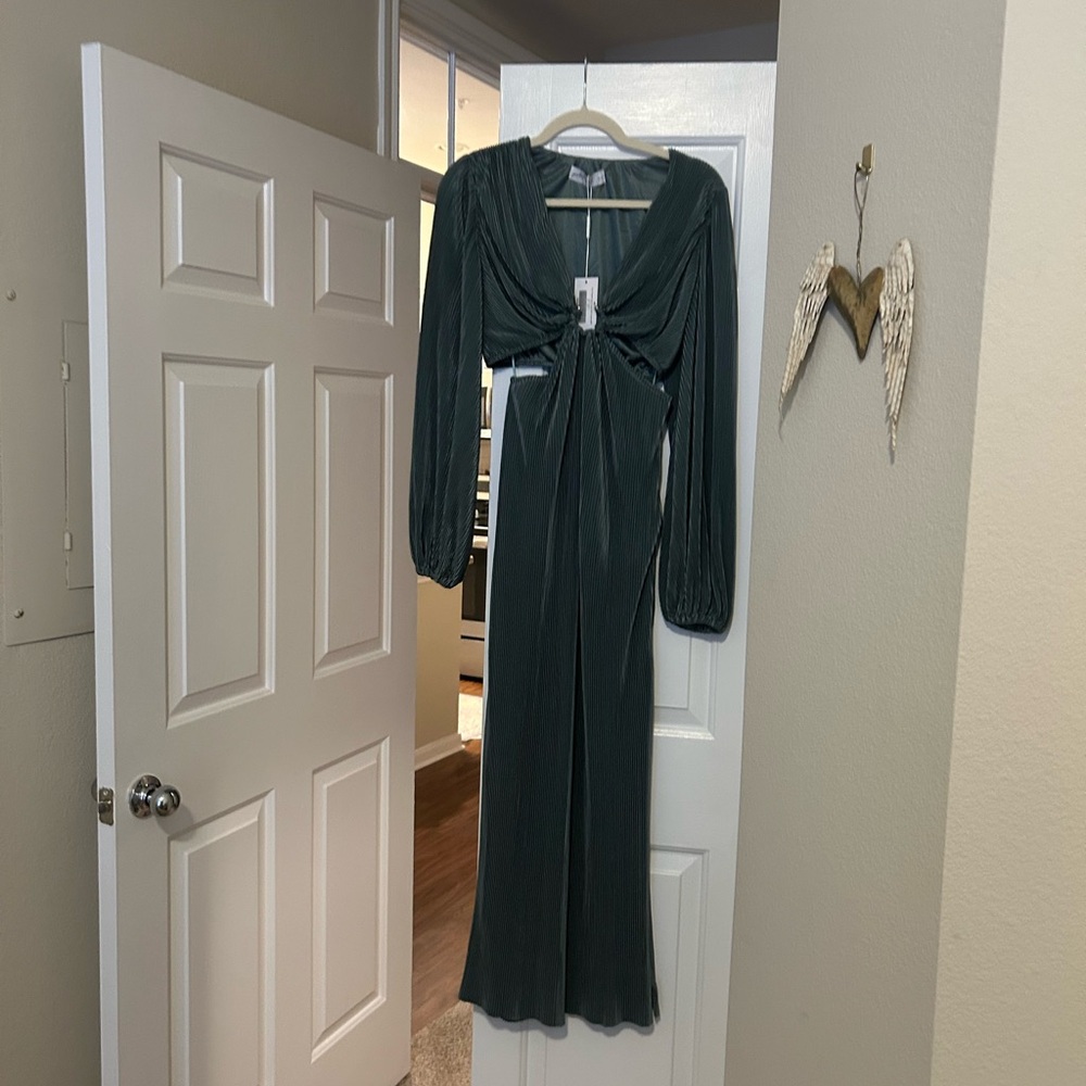 NWT Petal & Pup Long sleeve cutout dress